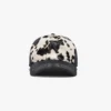 Pet met rundleerprint