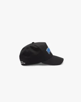 Represent Showcasing-pet